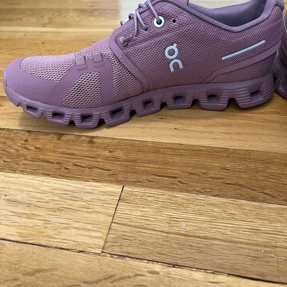 On Women’s Cloud 5 - Picture 10 of 15